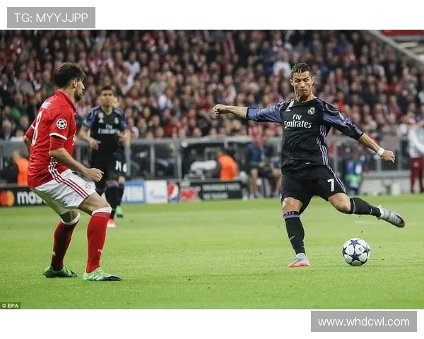 2012年欧冠半决赛拜仁慕尼黑与皇家马德里的经典对决回顾与分析